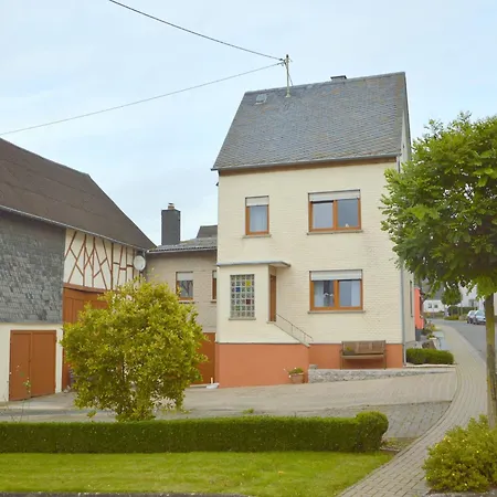 Paula In Im Hunsrueck